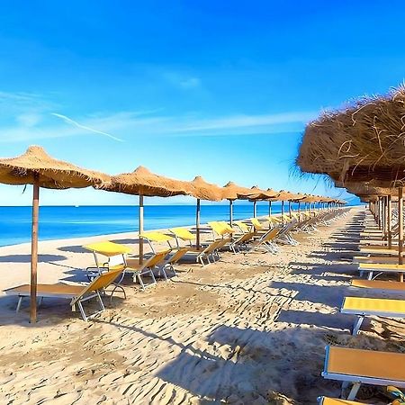 Regina Del Mare Holiday Apartments Tirrenia Exterior photo